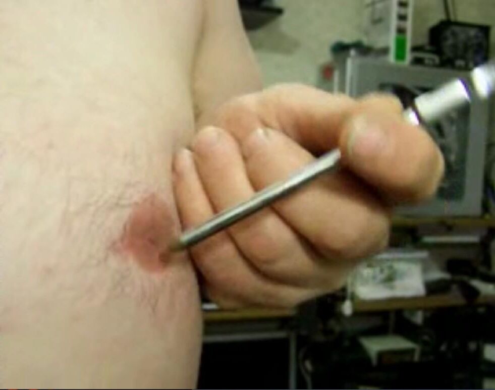 Inverted, modified nipples - penetration: 5 cm deep, 7 mm wide!!