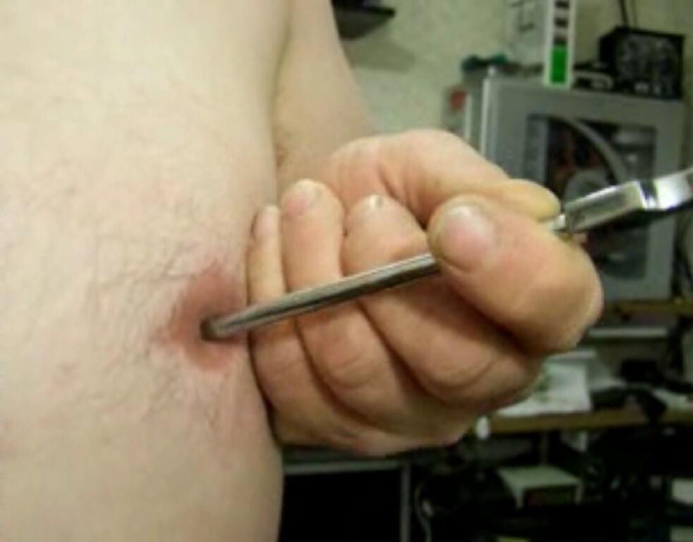 Inverted, modified nipples - penetration: 5 cm deep, 7 mm wide!!