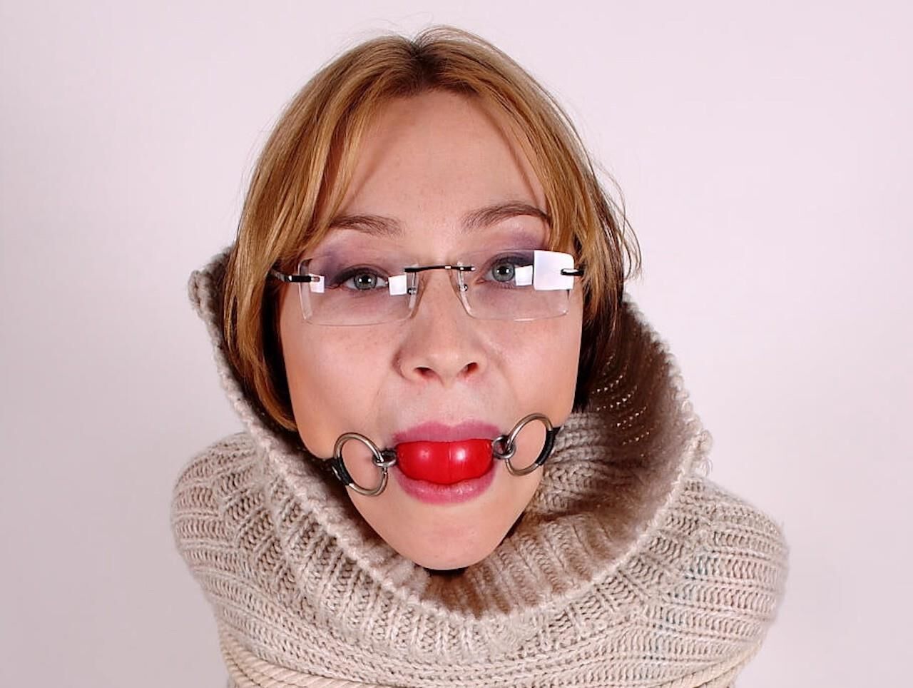 Gagged faces 