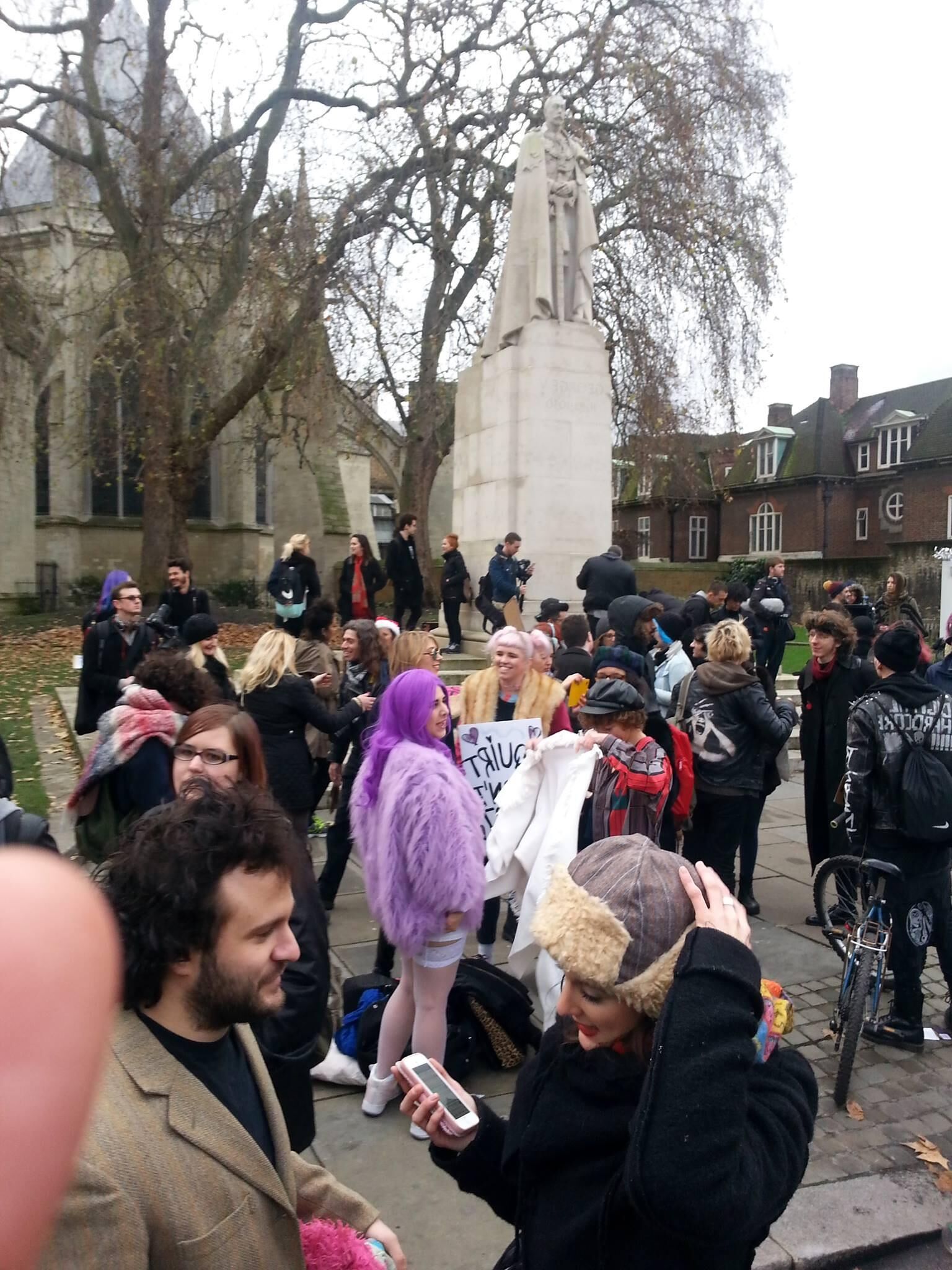 S&M Protest ouytside Parliament