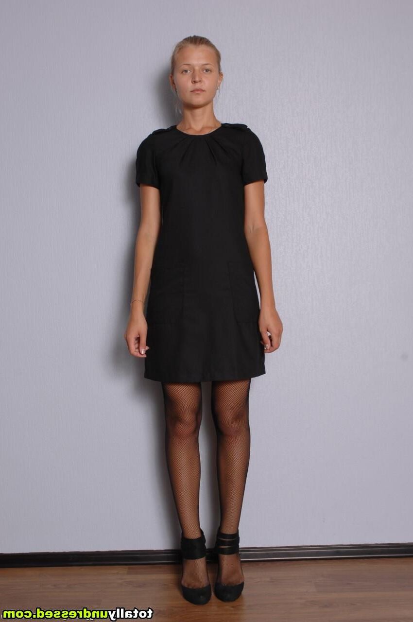 Robe noire courte