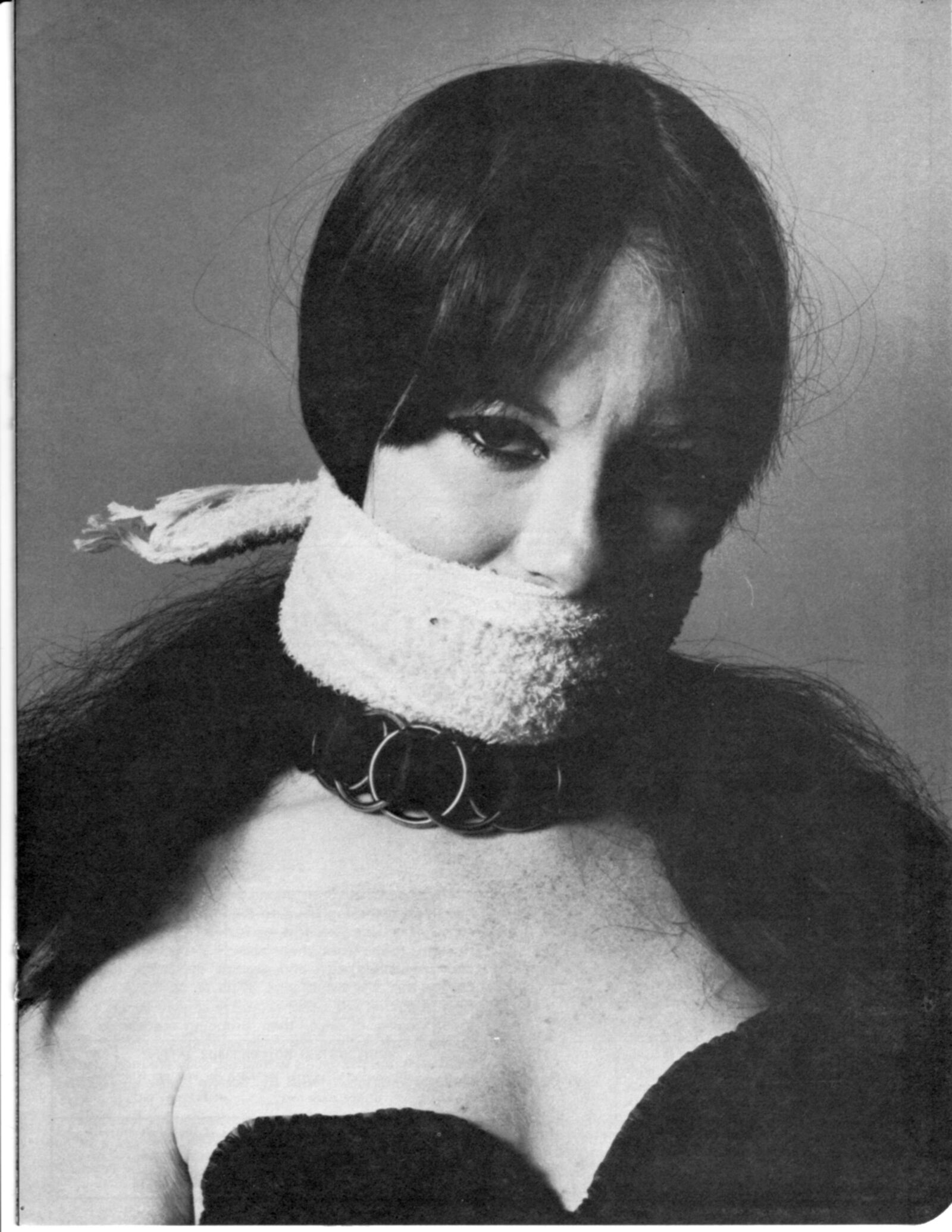 Vintage Bondage Magazine Cinch, частично