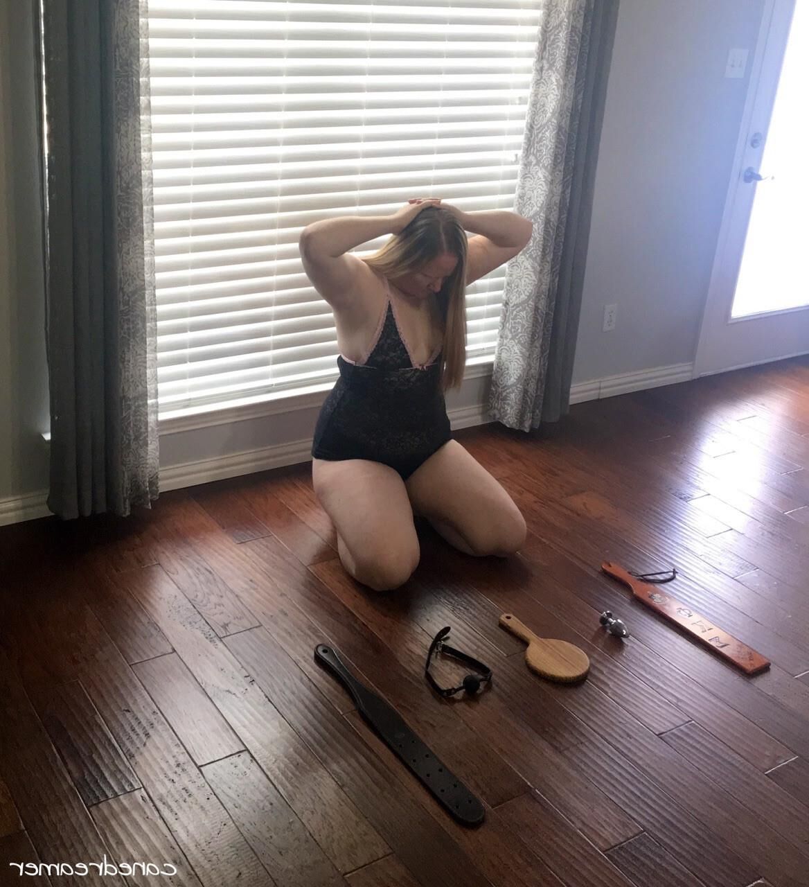 Domestic Discipline moments. corner time on her knee