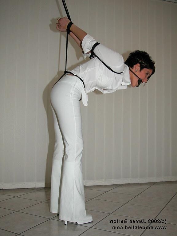 Strapado Submission 