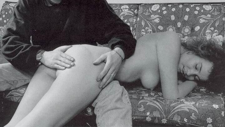 Retro Spanking Februs und Fessee, was sie will