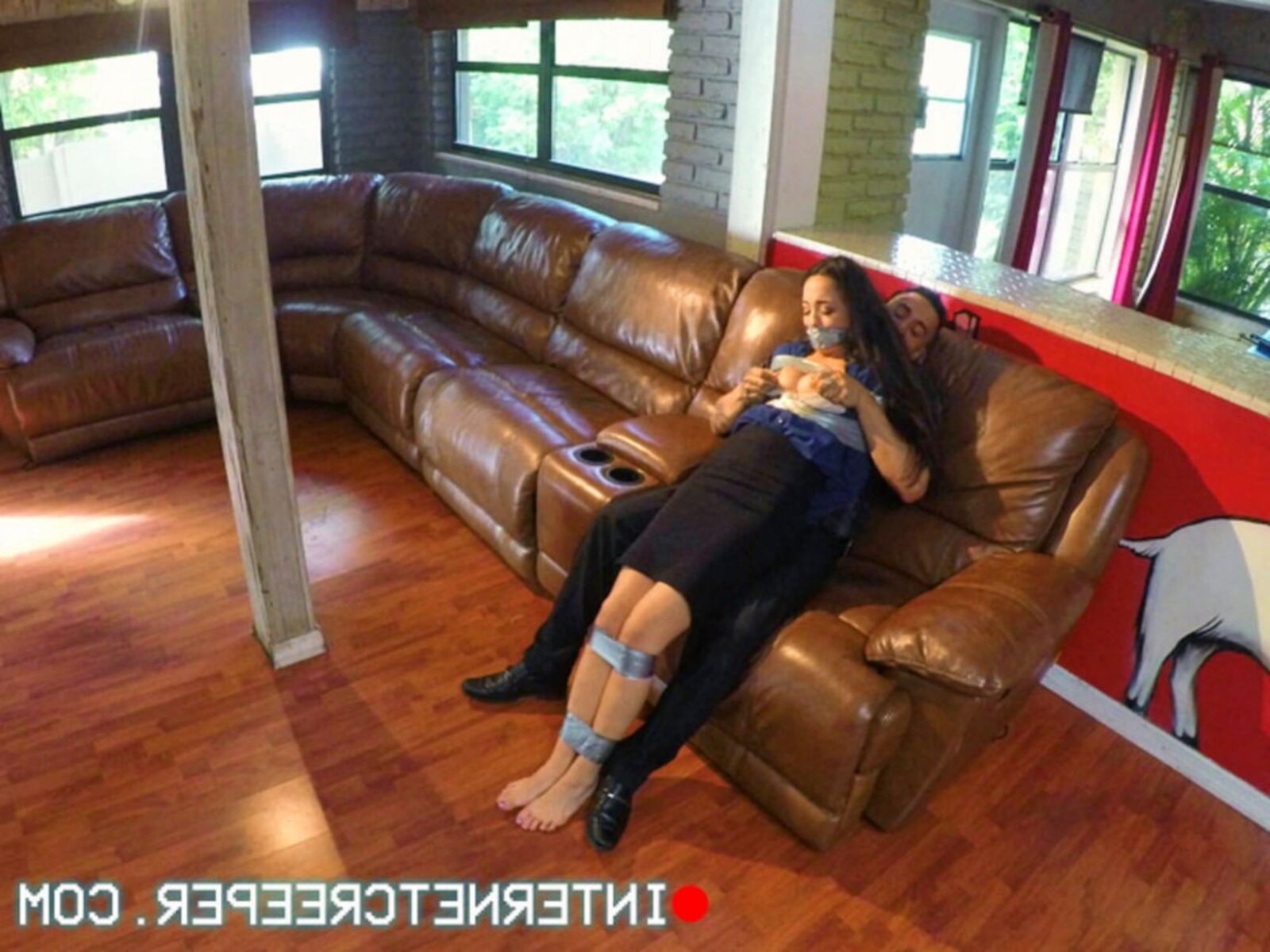 Mi ha ha doan bondage model