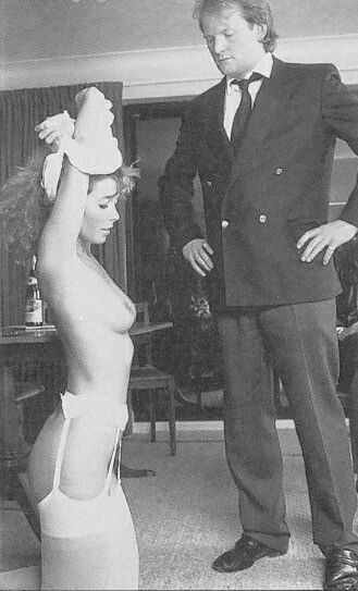 Retro Spanking Februs e Fessee Treathing