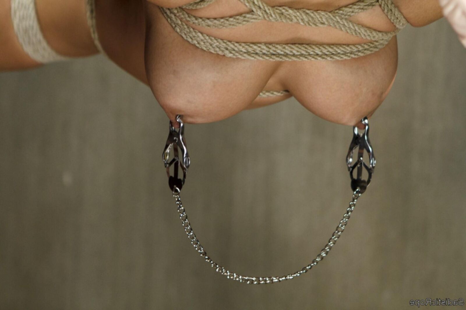 Mia Li Bondage -Modell