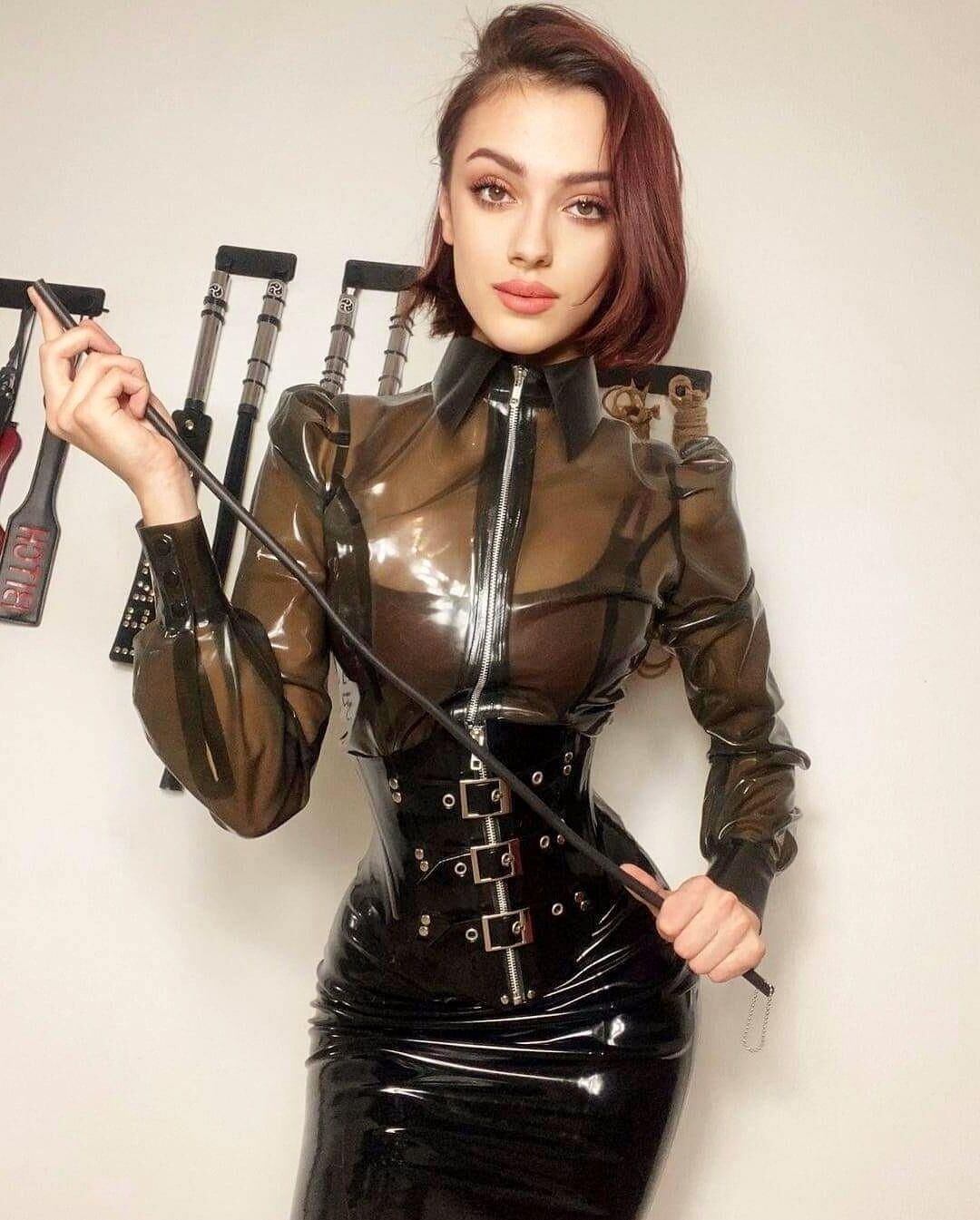 Maîtresse Femdom