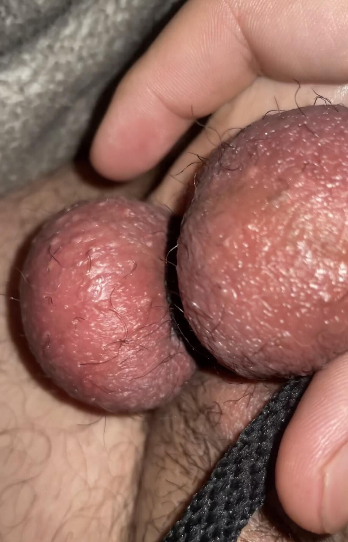 Torture du pénis et des balles