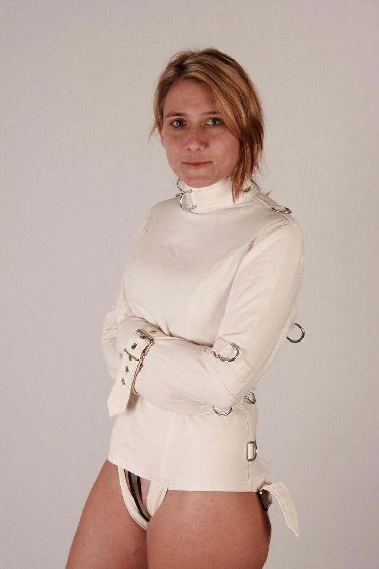 Uma camisa de força bolero
