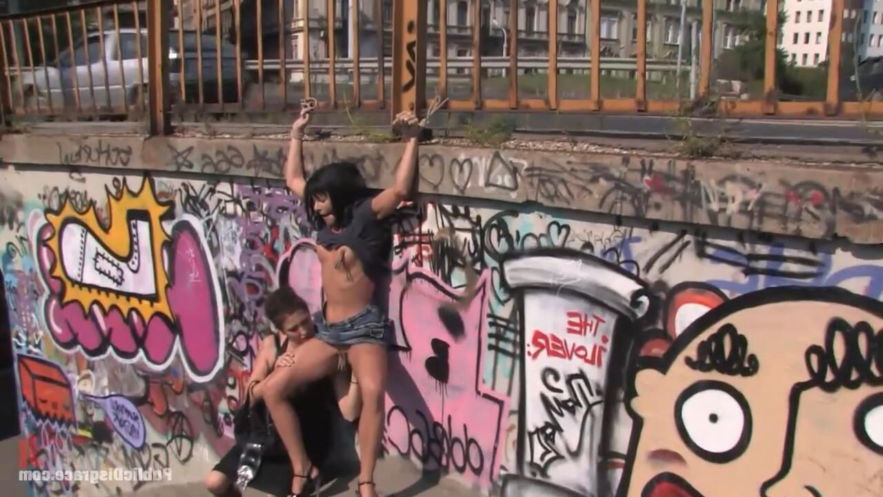 Marché des esclaves capturé enlèvement abusé de torture liée aux enchères