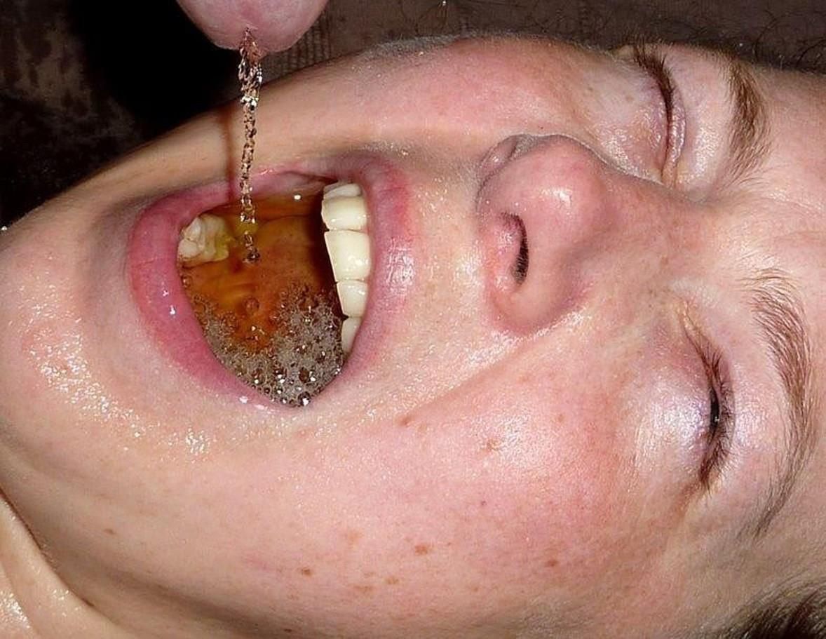 Goldene Dusche 