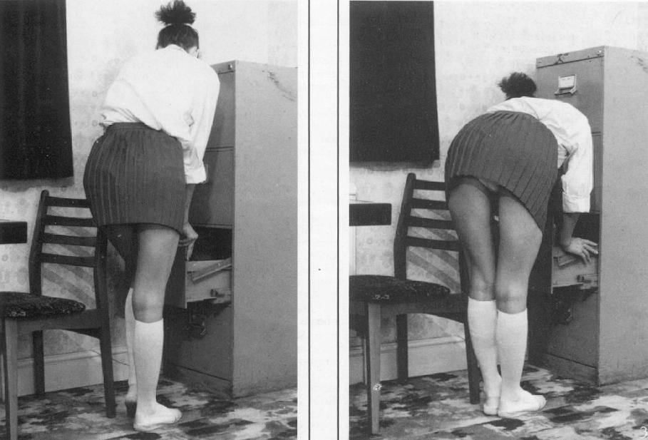 Retro Spanking from Roue 