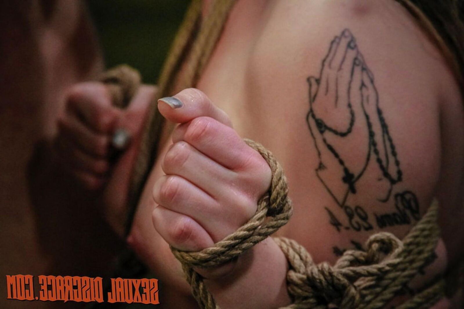 Монтана Skyy Bondage Model