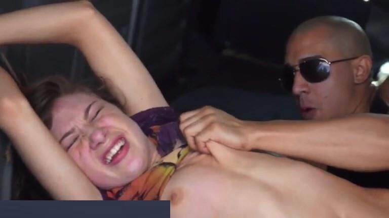 Bondage et capuchons d'écran forcés mixtes