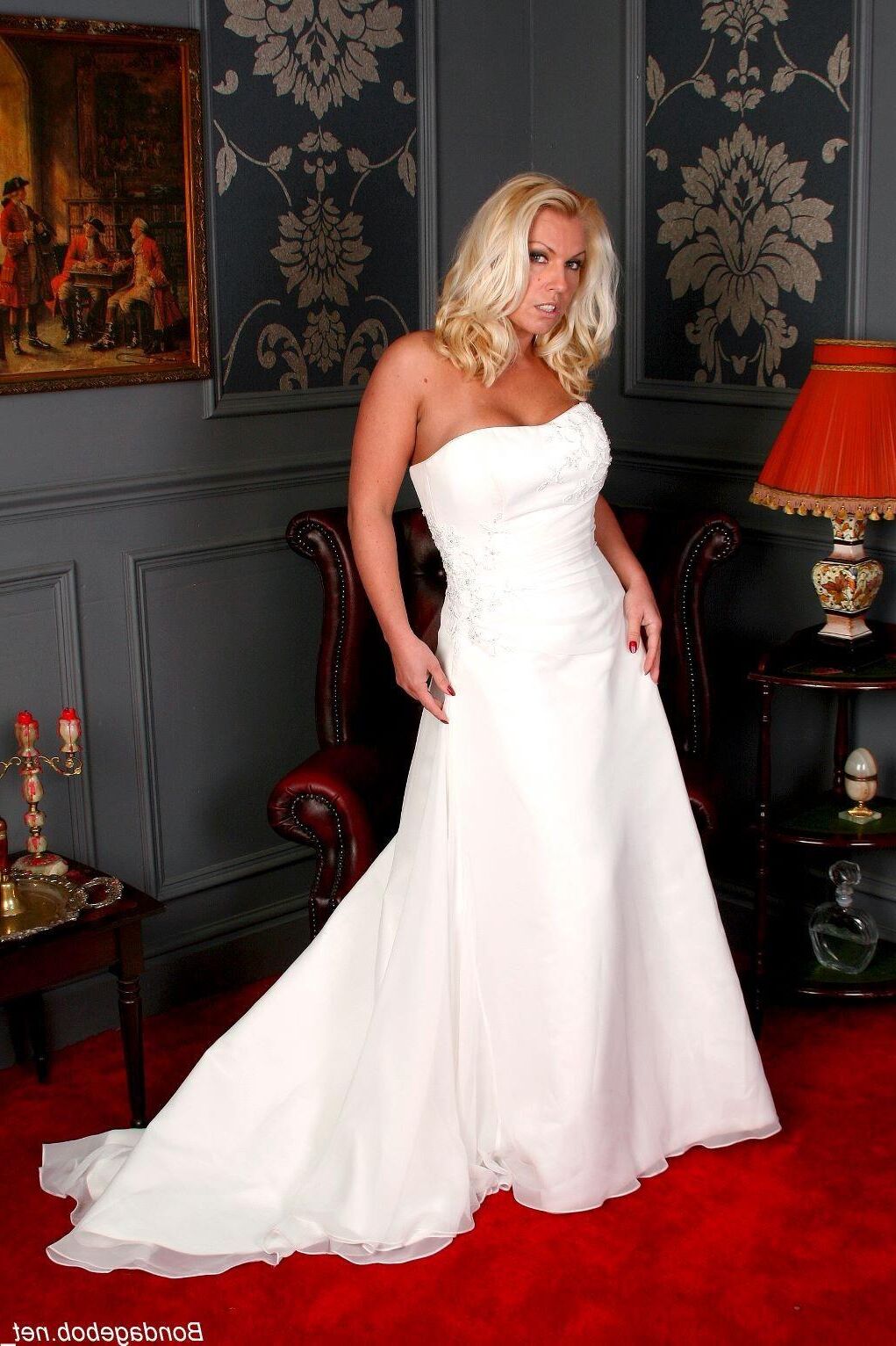Bride Bound de Lana