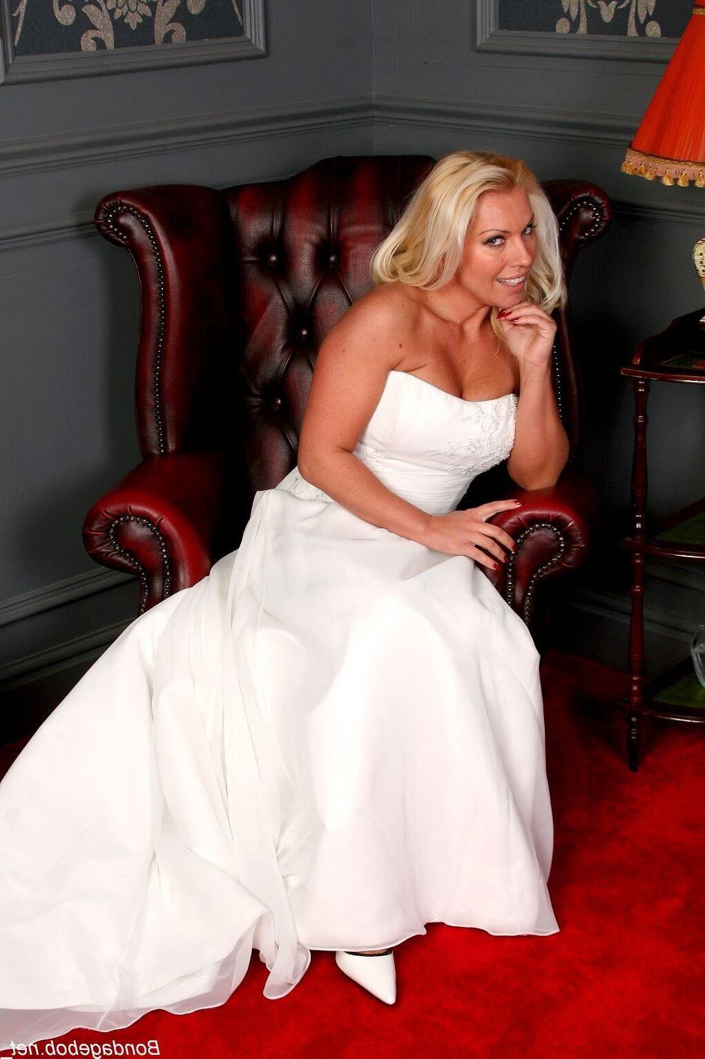 Bride Bound de Lana