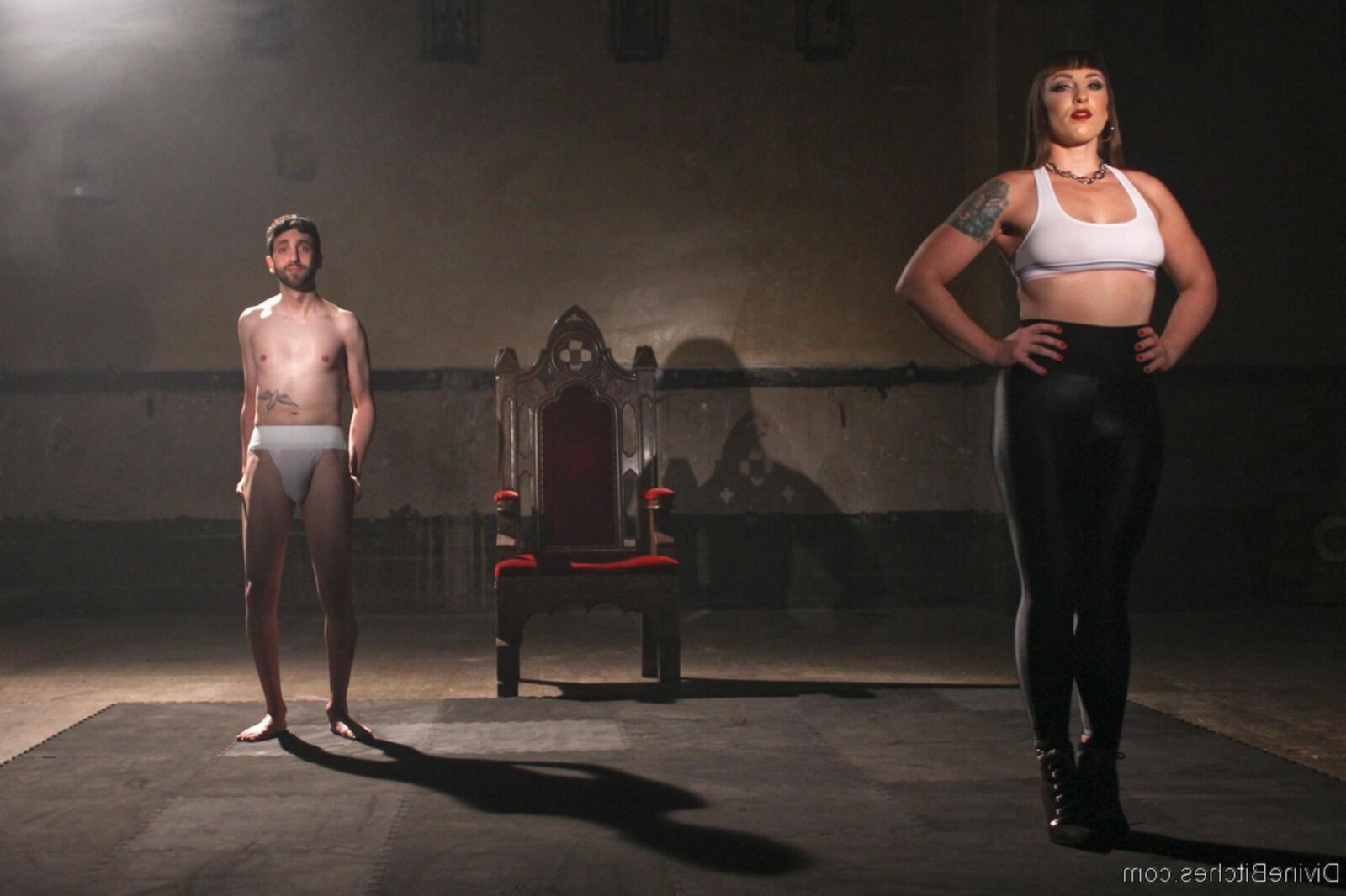 .. Herrin Kara (Domina)
