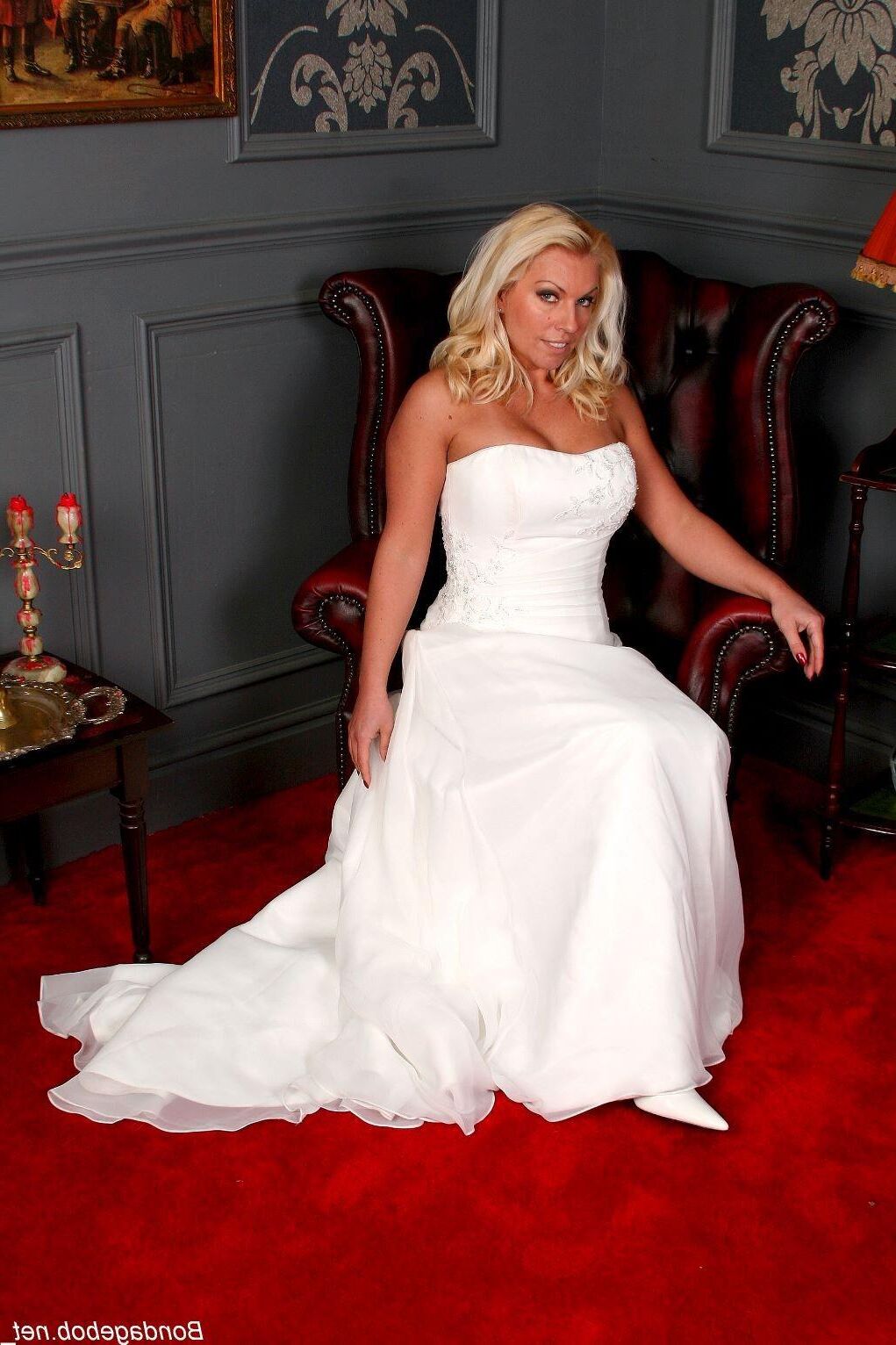 Bride Bound de Lana