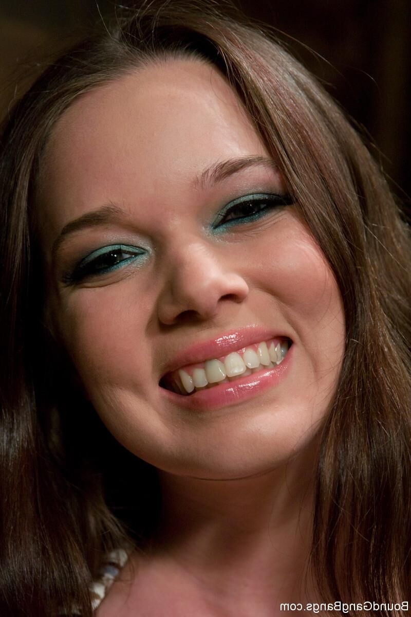 Princess Donna Dolore, Devaun