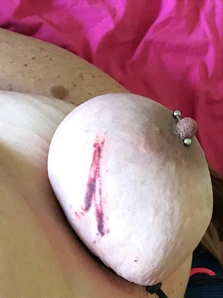Муж BBW \ регулярно бьет ее, и она любит его за это