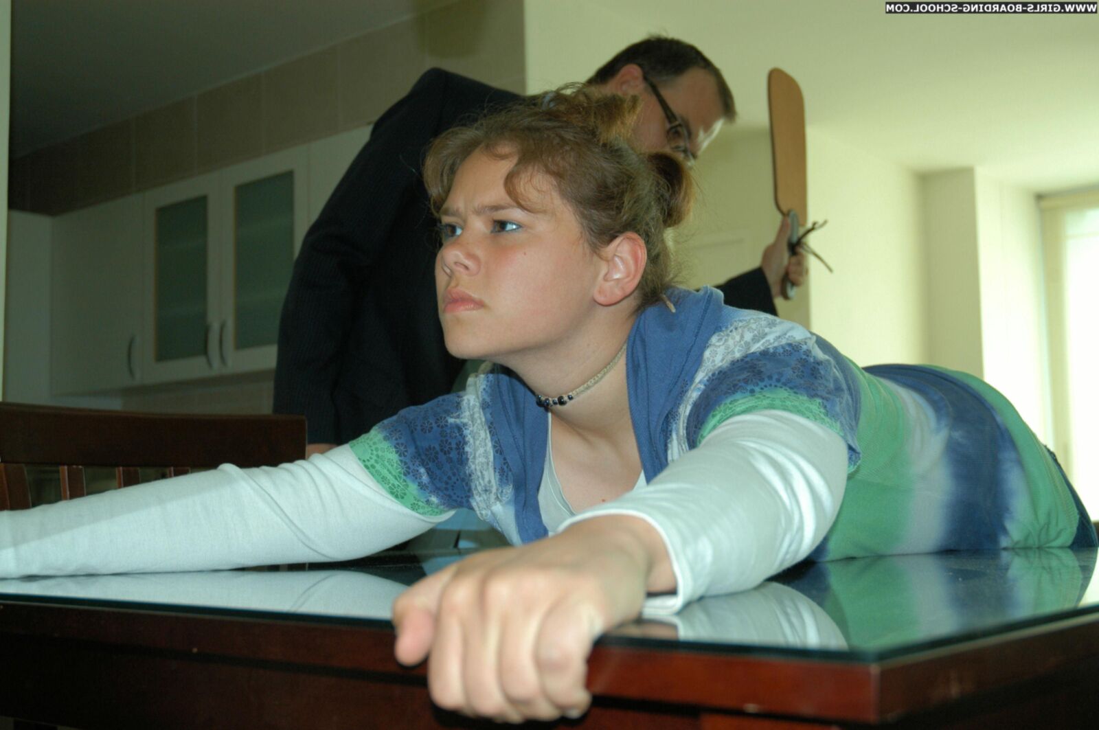 ,, ... ,, ... что происходит с Noughty Girls ..........