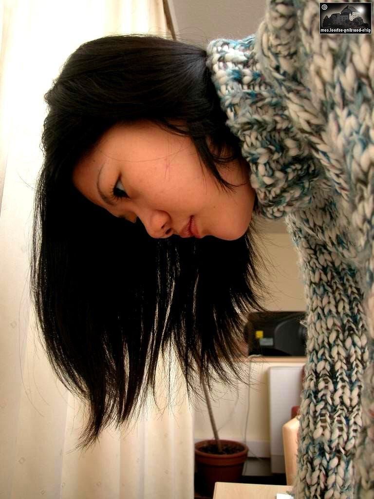 ,, ... ,, ... что происходит с Noughty Girls ..........