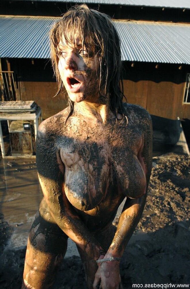 Sexy Slave Girls