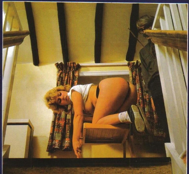 Retro Spanking errötet Bild Set zwei Mädchen Badezimmer