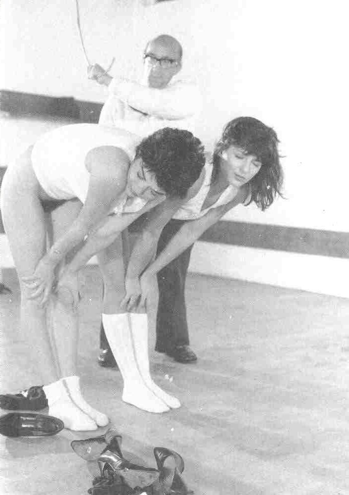 Problema de chicas de uniformes de azotes retro (completo)