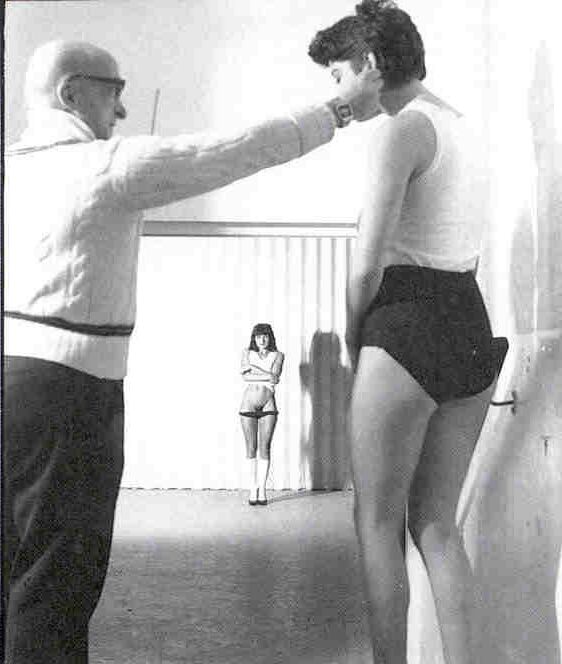 Problema de chicas de uniformes de azotes retro (completo)