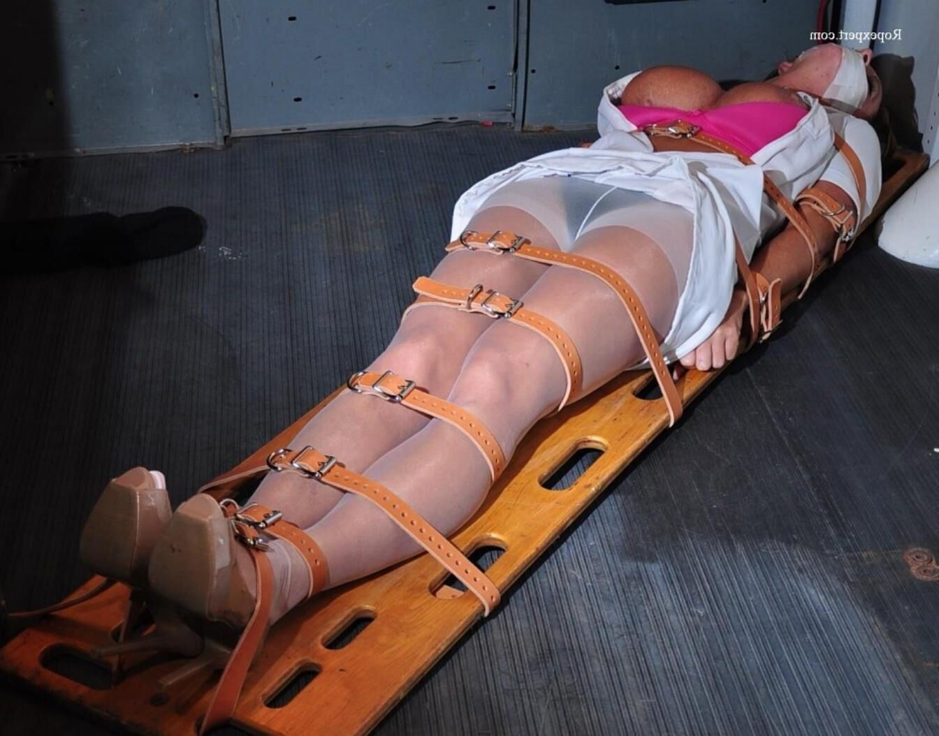 nadia knotts  Bondage Model