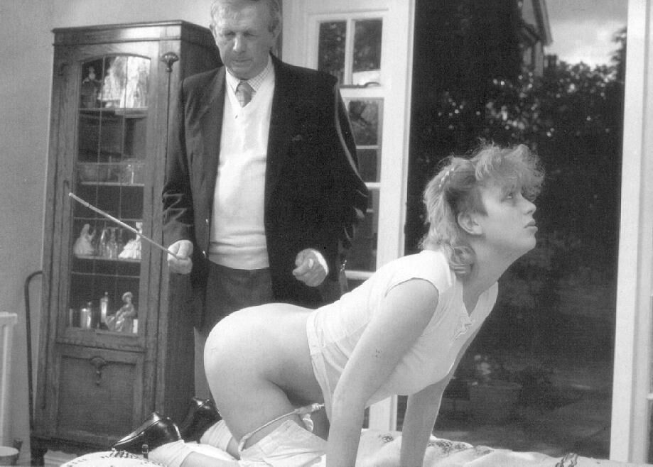 Retro Spanking Blushes Supplement issue complete