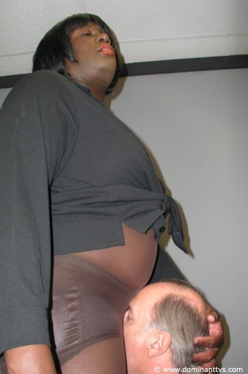 BETA BEING HUMILIATED BY A CHUBBY BLACK TRANNY