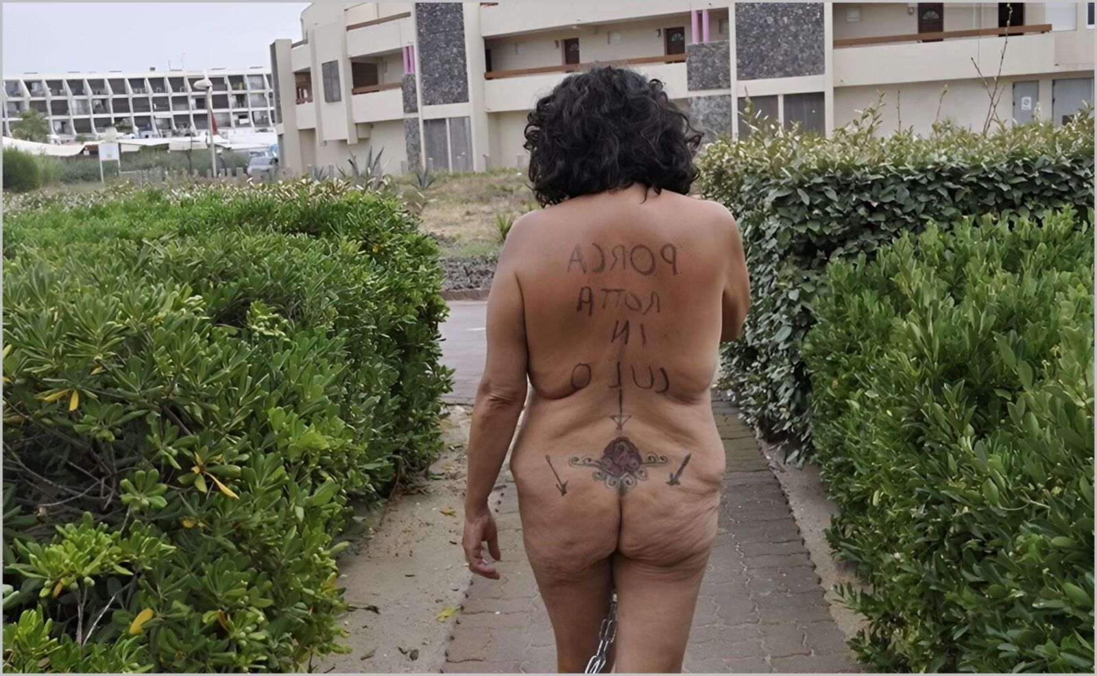 Sklavin im Sommer no verão