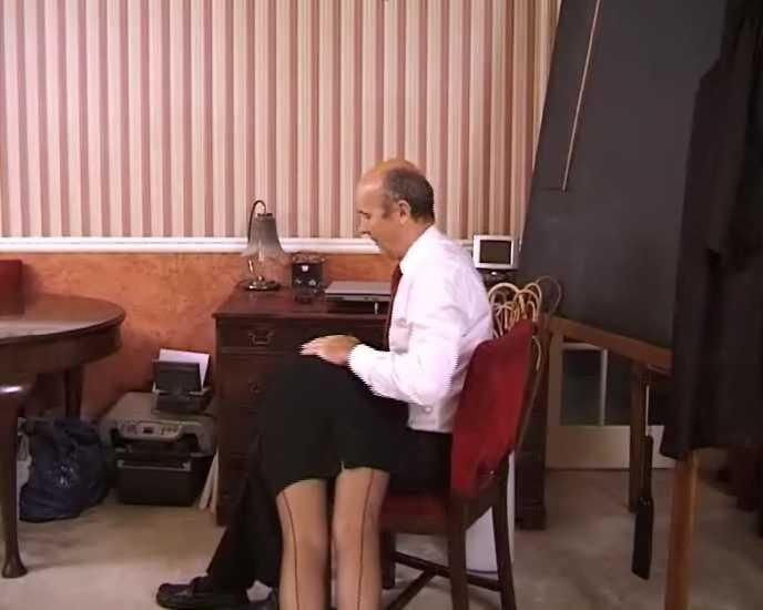 Diretora gosta de seu castigo