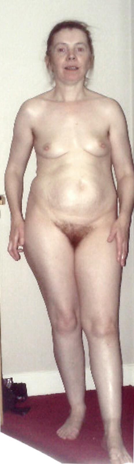 私は小さなおっぱいを持っています