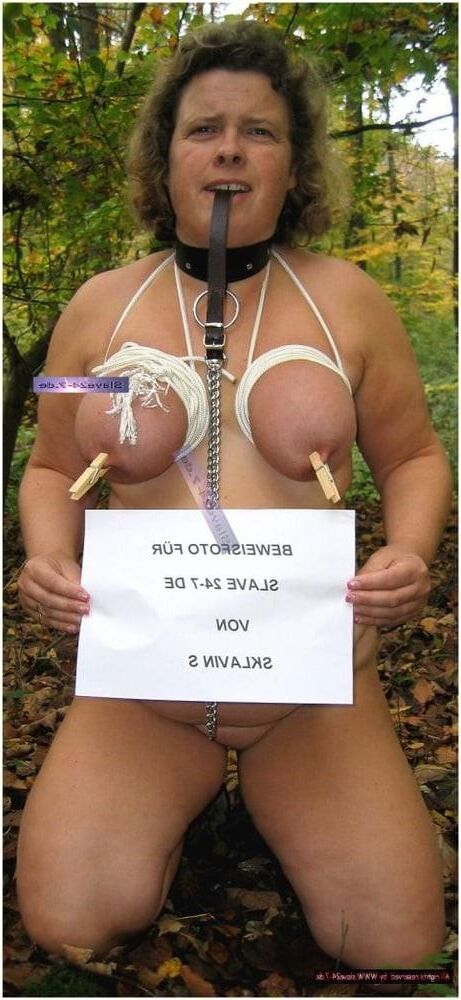 外側および自然の中でBDSM
