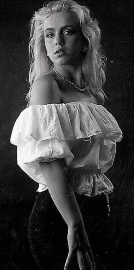 Retro Spanking Janus Alice blonde white blouse