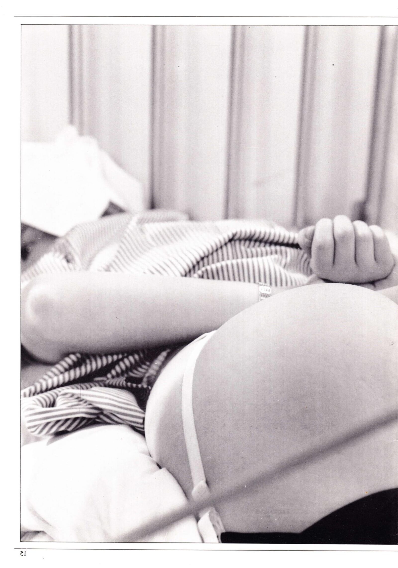 Retro Spanking Uniform Girls issue (complete)