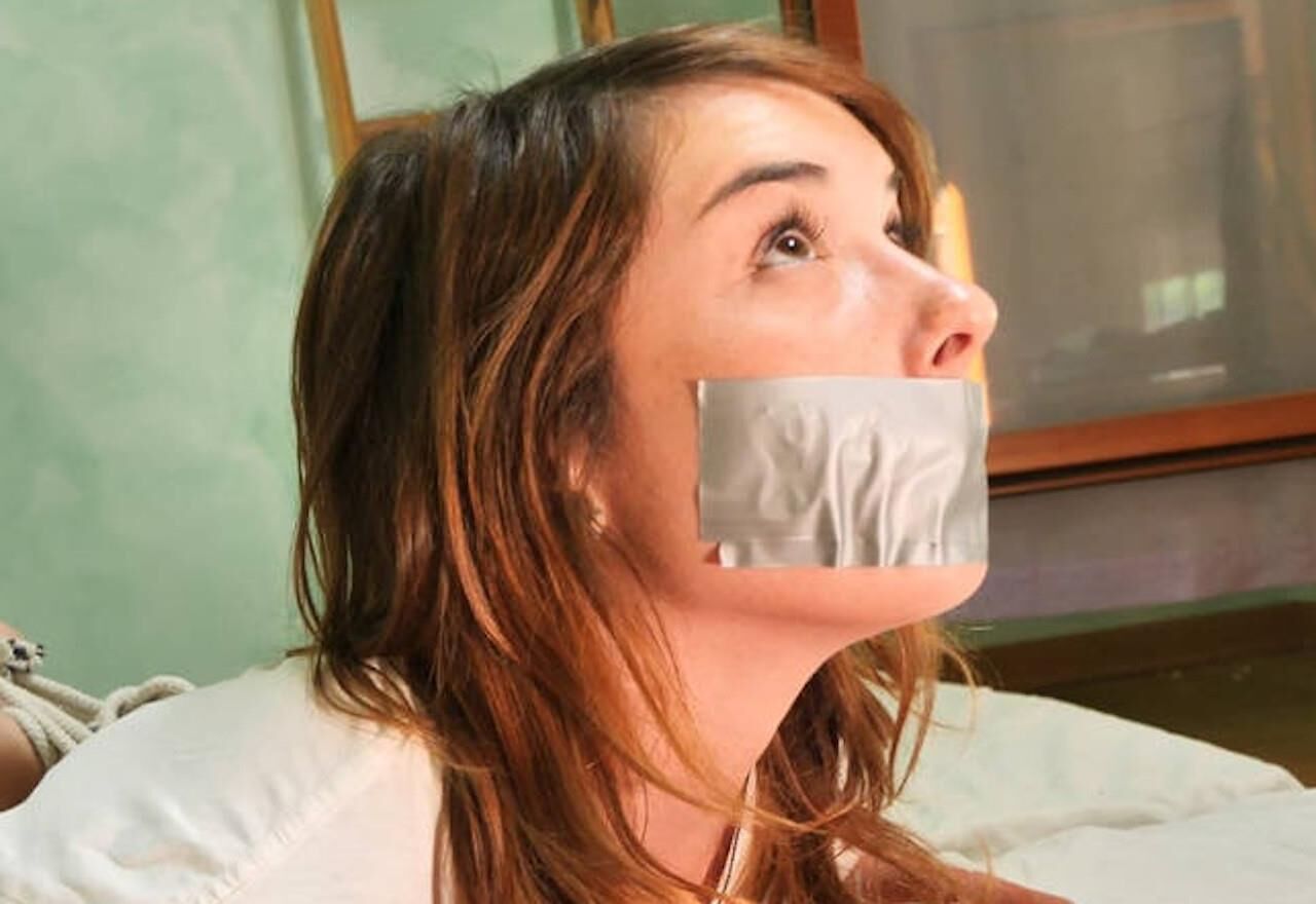 Gagged faces 