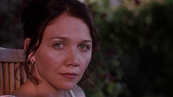Maggie Gyllenhaal (o Secretário)