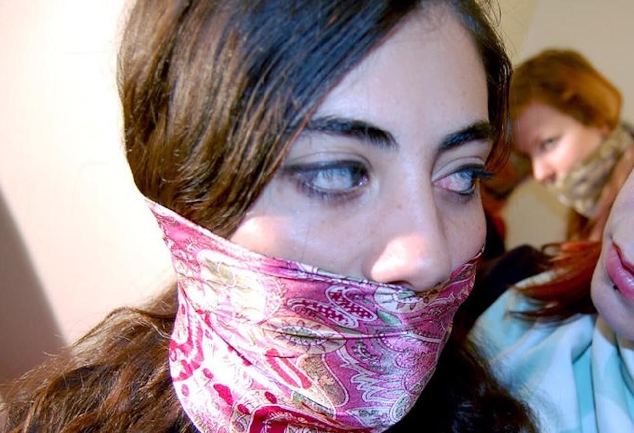 Gagged faces 