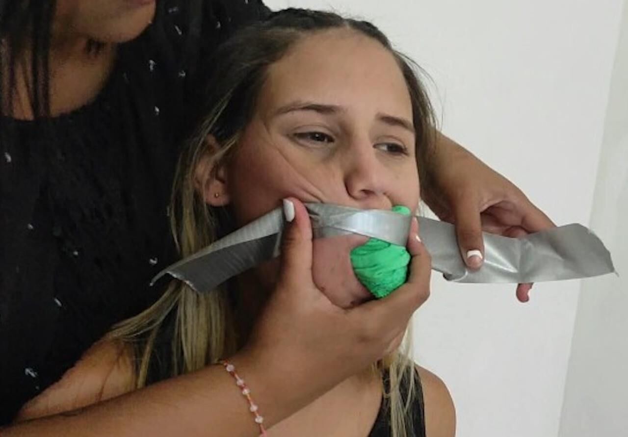 Gagged faces 