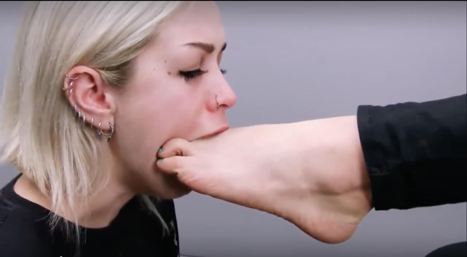 Idiot Blonde Foot Slave