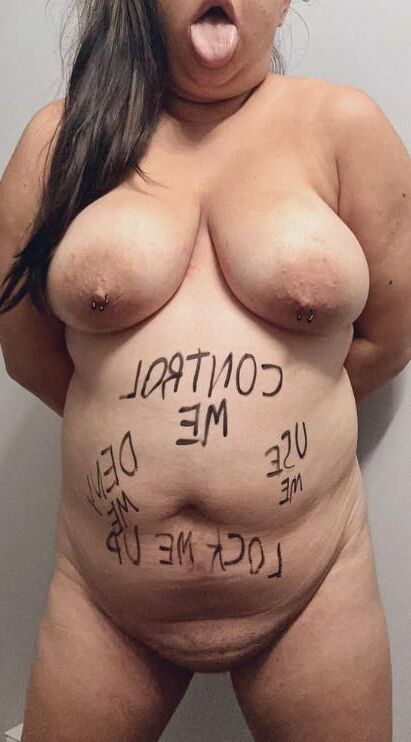 An Obedient Sub Slut on Display