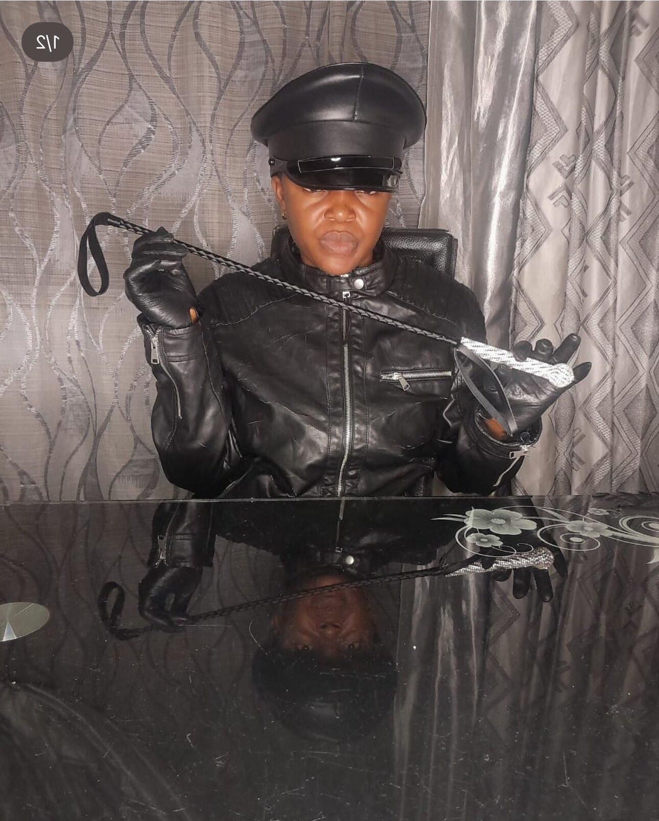 latex sperme noir